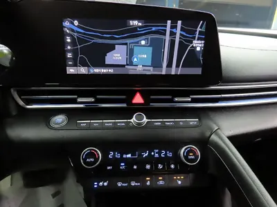 Hyundai Avante 2021, 35603 км, за 11130.54 USD - фото 17