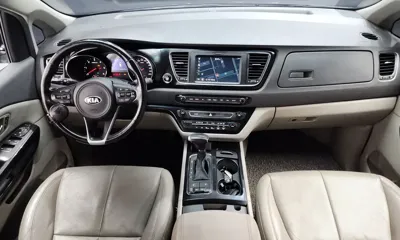 Kia Canival 2018, 109137 км, за 7488.44 USD - фото 7