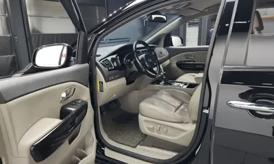 Kia Canival 2018, 109137 км, за 7488.44 USD - фото 10