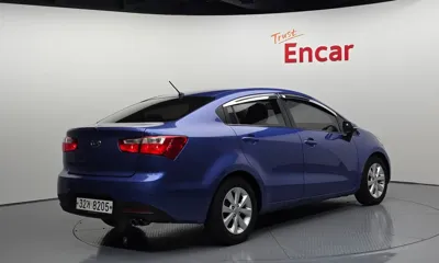 Kia Pride 2014, 111586 км, за 2364.69 USD