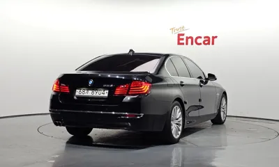 BMW 5-Series 2015, 118206 км, за 8473.46 USD