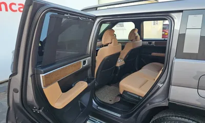 Hyundai Santafe 2024, 35547 км, за 24777 USD - фото 12