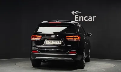 Kia Sorento 2015, 144865 км, за 8262.83 USD