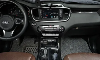 Kia Sorento 2015, 144865 км, за 8262.83 USD - фото 14