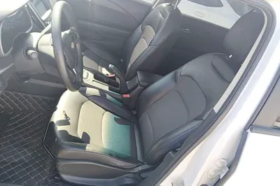 Chevrolet Cavalier 2018, 115900 км, за 5248 USD - фото 17