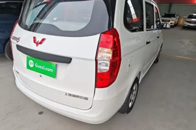 Wuling Hongguang 2020, 33600 км, за 5738 USD - фото 9