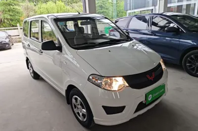 Wuling Hongguang 2020, 33600 км, за 5738 USD - фото 12