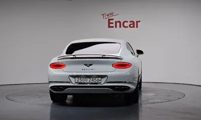 Bentley Continental 2023, 38306 км, за 144410.08 USD