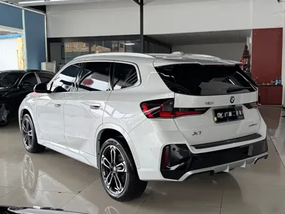 BMW X1 2025, 13000 км, за 24837.66 USD