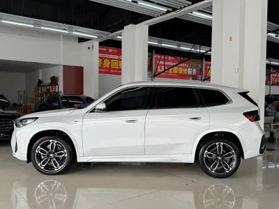 BMW X1 2025, 13000 км, за 24837.66 USD