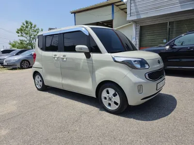 Kia Ray 2013, 118596 км, за 3275.57 USD