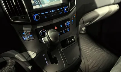 Hyundai Starex 2019, 80375 км, за 12473.72 USD - фото 9