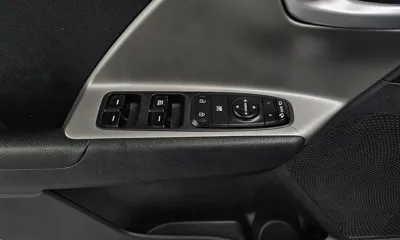 Kia Niro 2017, 158743 км, за 6761.19 USD - фото 17
