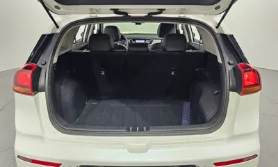 Kia Niro 2017, 158743 км, за 6761.19 USD - фото 20