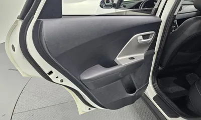 Kia Niro 2017, 158743 км, за 6761.19 USD - фото 25