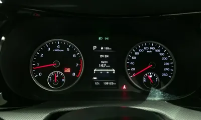 Kia K5 2021, 139125 км, за 10212.86 USD - фото 8