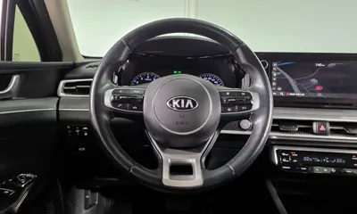 Kia K5 2021, 139125 км, за 10212.86 USD - фото 13