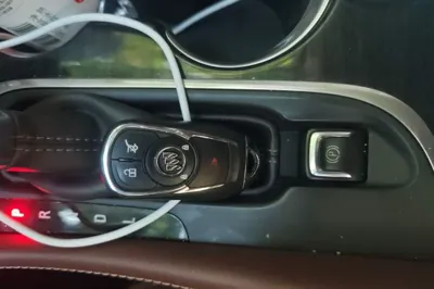 Buick Envision 2018, 71300 км, за 10544 USD - фото 20