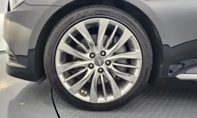 Hyundai Genesis 2016, 172619 км, за 7601.8 USD