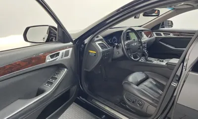 Hyundai Genesis 2016, 172619 км, за 7601.8 USD - фото 10