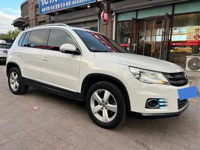 Volkswagen Tiguan 2012, 130000 км, за 3456.91 USD