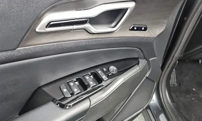 Kia Sportage 2023, 41480 км, за 17291.81 USD - фото 20