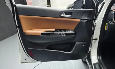 Kia Sportage 2017, 97685 км, за 10401.09 USD - фото 24