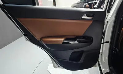 Kia Sportage 2017, 97685 км, за 10401.09 USD - фото 25