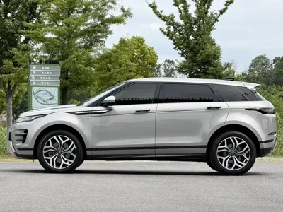 Land Rover Evoque 2023, 50000 км, за 23513.38 USD - фото 17