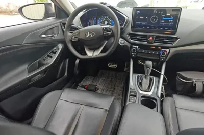 Hyundai Lafesta 2019, 76000 км, за 9192 USD - фото 13