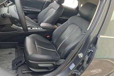 Hyundai Lafesta 2019, 76000 км, за 9192 USD - фото 17