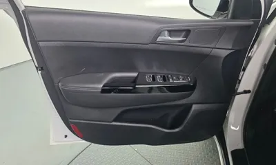 Kia Sportage 2016, 53839 км, за 8403.91 USD - фото 24