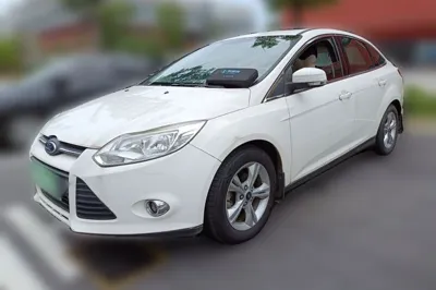 Ford Focus · 2012 год