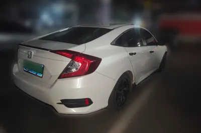 Honda Civic 2019, 98100 км, за 10125 USD
