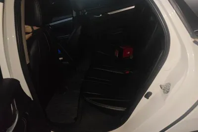 Honda Civic 2019, 98100 км, за 10125 USD - фото 14