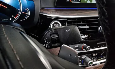 BMW 5-Series 2017, 96008 км, за 14846.64 USD - фото 29