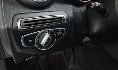 Mercedes-Benz C-Class 2019, 115818 км, за 12340.82 USD - фото 19