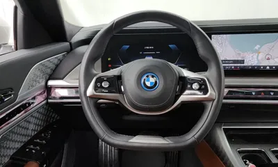 BMW i7 2023, 28276 км, за 78559.62 USD - фото 13