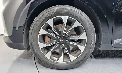 Kia Canival 2021, 104545 км, за 13676.91 USD