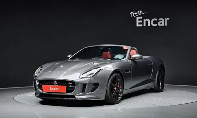 Jaguar F-Type · 2017 год