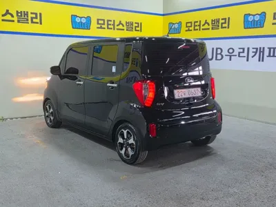 Kia Ray 2016, 64393 км, за 5723.77 USD - фото 13