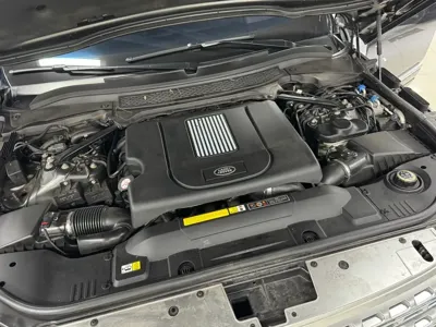 Land Rover Range Rover 2017, 84196 км, за 35761.56 USD