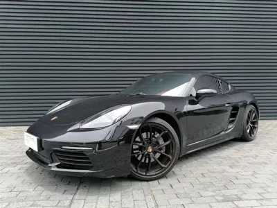 Porsche 718 · 2024 год