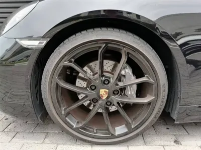 Porsche 718 2024, 11000 км, за 68336.25 USD