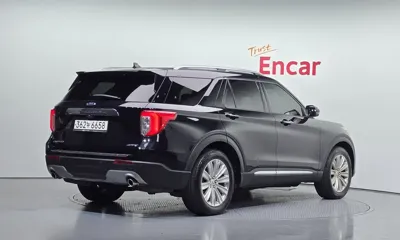 Ford Explorer 2021, 91365 км, за 15894.03 USD