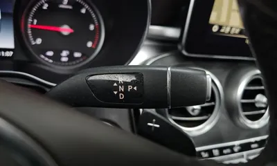 Mercedes-Benz GLC-Class 2018, 62056 км, за 17657.87 USD - фото 9