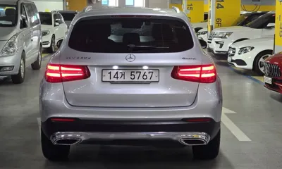 Mercedes-Benz GLC-Class 2018, 62056 км, за 17657.87 USD - фото 23