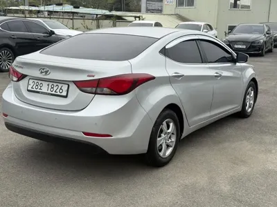 Hyundai Avante 2014, 85000 км, за 3282.13 USD - фото 6