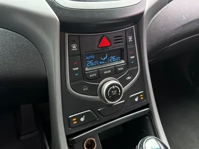 Hyundai Avante 2014, 85000 км, за 3282.13 USD - фото 14