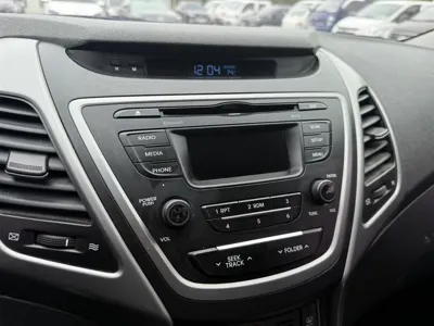 Hyundai Avante 2014, 85000 км, за 3282.13 USD - фото 15